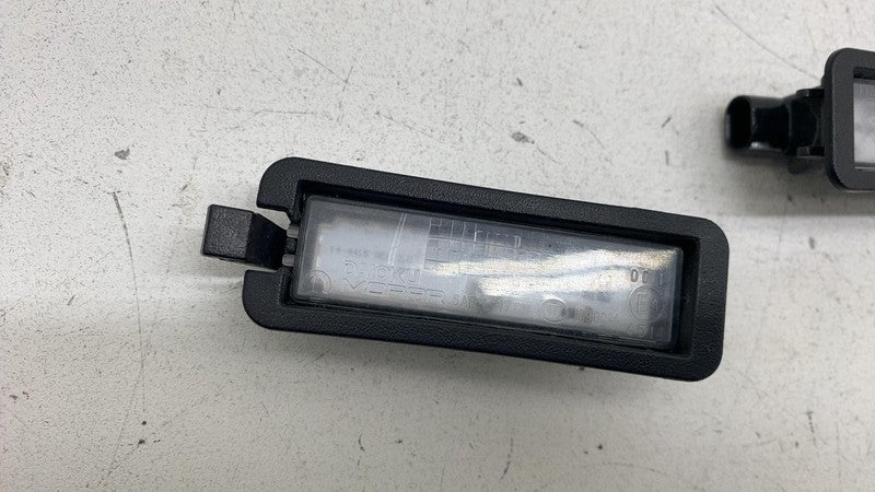 68276972AA ⭕ 17-24 Chrysler Pacifica Tailgate Liftgate License Plate Light Lamp 68276972AA