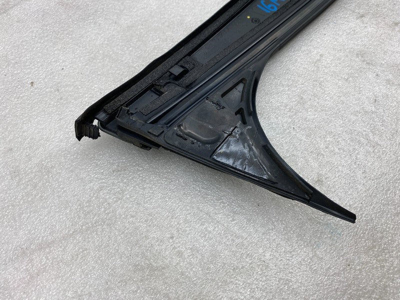 103236400C ⭕ 2016-2020 Tesla Model X MX Passenger Side B-Pillar Applique Glass 1032364-00-C