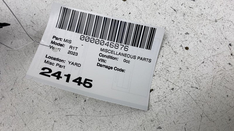 PT00001343 ⭕2022-2025 Rivian R1T Front Left Lower A-Pillar Kick Panel Trim Cover PT00001343