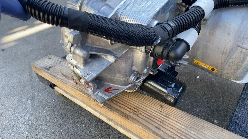 ⭕ 23-25 Model 3 Rear Drive Unit Engine Electric Motor Low Current 1120