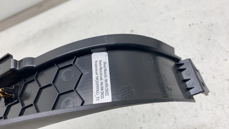 ⭕ 2016-2023 Tesla Model X MX Sill Plastic Racetrack Trim Right OEM 110