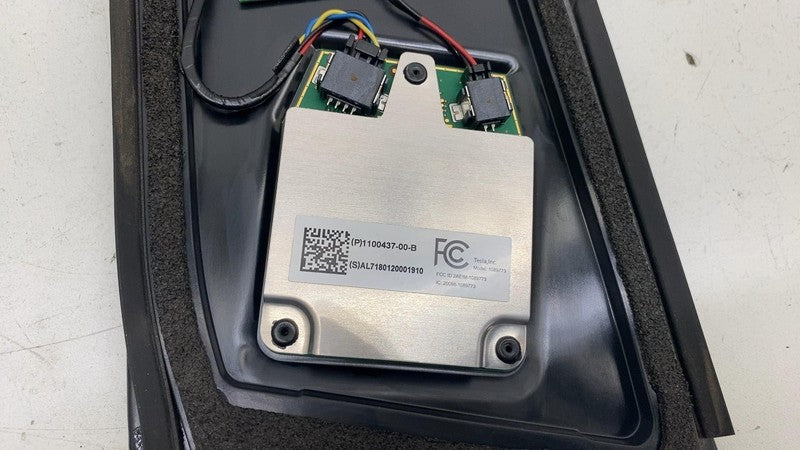 ⭕ 17-23 Tesla Model 3 Left Exterior B-Pillar Applique Glass Camera 110