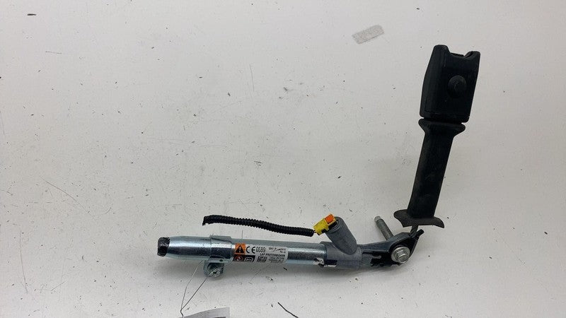 100453205F ⭕16-20 Tesla Model X Front Right Seat Belt 1st Row Lap Pretensioner 1004532-05-F