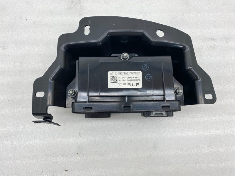 100751100A ⭕ 12-20 Model S Park Brake Controller+Power Liftgate Control Module 1007511-00-A