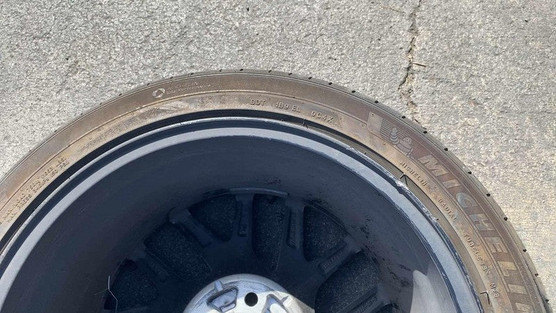 134422900B ⭕ 24 25 Model 3 Wheel Rim 18x8.5J +38MM w/ Michelin Tire 235/45R18 1344229-00-B