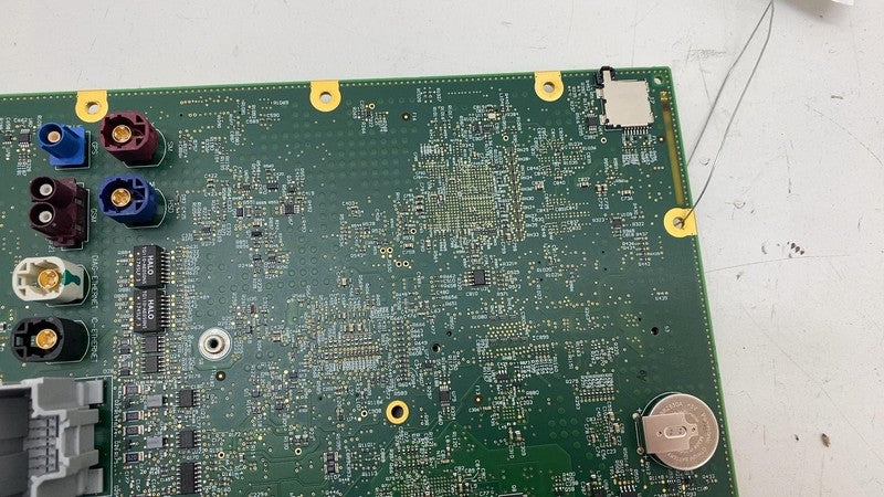 1055412 00 B ⭕12-20 Tesla Model S MS Media Control Unit Motherboard Electronics 1055412-00-B