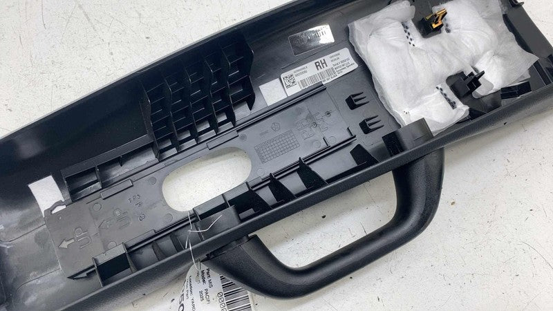 6EK22DX9AJ ⭕ 17-25 Chrysler Pacifica Right B-Pillar Upper Trim Cover Panel Black 6EK22DX9AJ