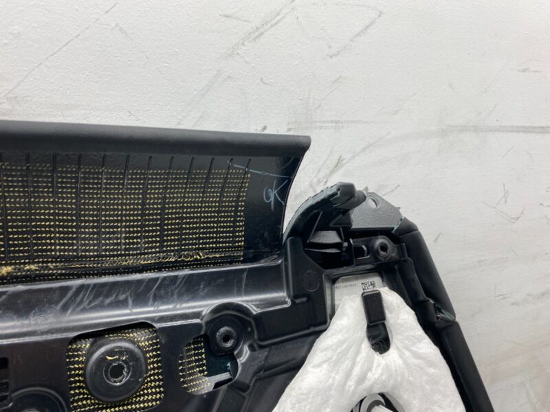 1058004-21-I 2016-2020 Tesla Model X Rear Passenger Carrier Door Panel Trim Pad Right Assy RH
