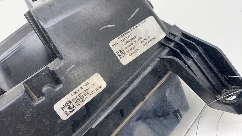 ⭕ 16-20 Tesla Model X Front Turn Signal Fog Light LED Foglamp Left 103