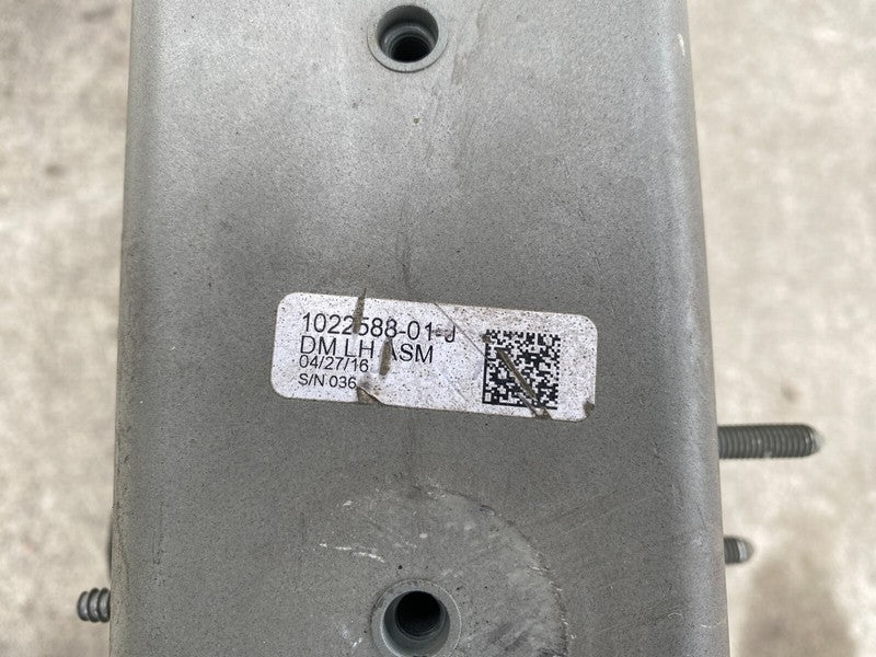 1022588-01-J ⭕ 16-20 Tesla Model S Front Left Body Quarter Panel Fender Apron Frame Cut Out