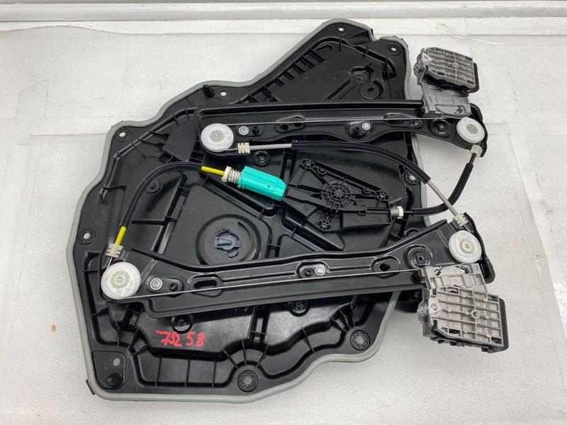 ⭕ 20-24 Tesla Model Y Rear Passenger Right Window Regulator & Motor 14