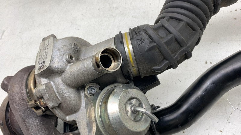 ⭕ 17-20 Maserati Levante Right Turbocharger Turbo Charger Manifold w/