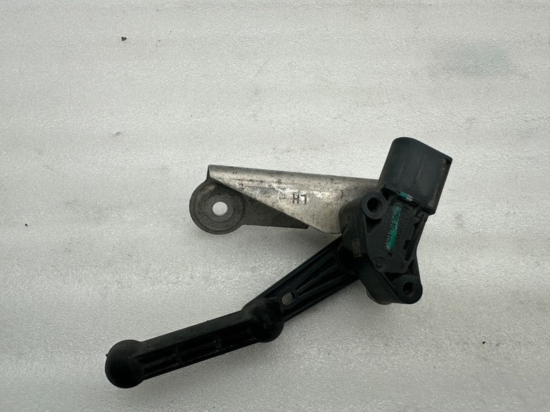 102794100A ⭕ 12-20 Tesla Model S Front Left Air Suspension Height Level Sensor 1027941-00-A