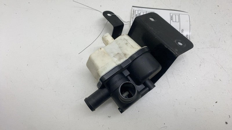 ⭕ 2006-2015 Mazda MX-5 Miata Fuel Leak Detection Pump w/ Mount Bracket Assembly