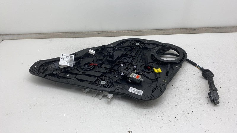 83480CV000 2022-2024 Kia EV6 Rear Passenger Door Window Regulator & Motor + Carrier Right
