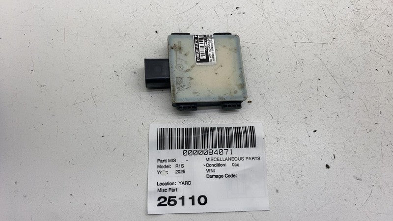 PT00463990E ⭕ 2024-2025 Rivian R1S Rear Blind Spot Radar Sensor Module Unit OEM PT00463990-E