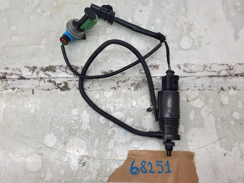 1110164 00 B ⭕ 17-23 Model 3 Y Windshield Screen Wiper Washer Motor w/ Harness 1110164-00-B