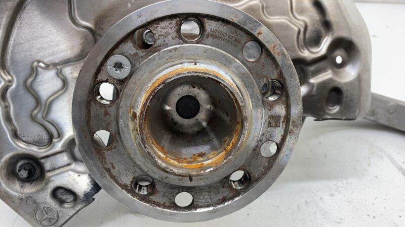 A 000 421 35 20 ⭕ 18-22 Mercedes C300 Front Left Spindle Knee Knuckle w/ Shield RWD A0004213520
