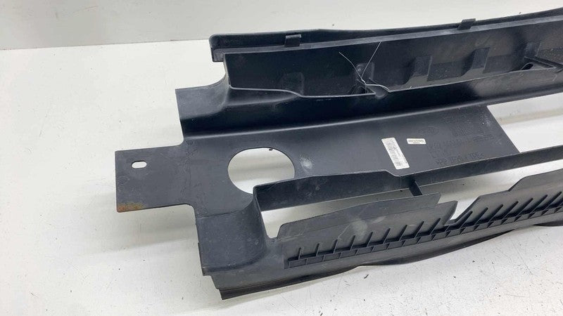 ⭕ 2013-2022 Range Rover Sport Front Radiator Support Air Deflector DK6