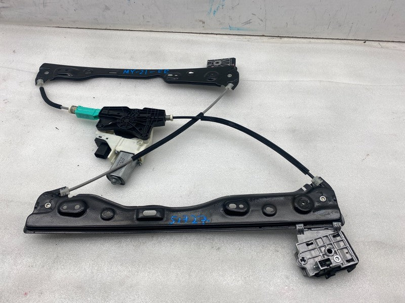 ⭕ 20-24 Tesla Model Y Front Passenger Side Door Window Regulator & Mot