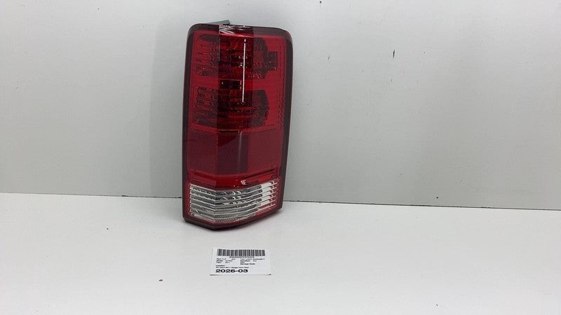 2007-2011 Dodge Nitro Rear Passenger Side Taillight Tail Lamp Right CS