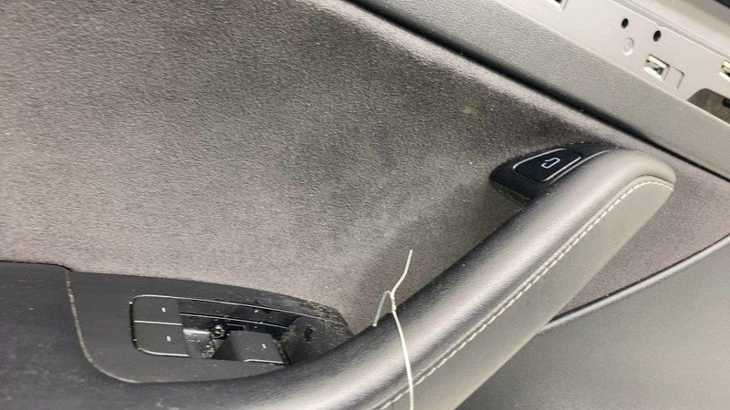 ⭕ 2021-2023 Tesla Model 3 Front Left Interior Door Panel Trim Card 159