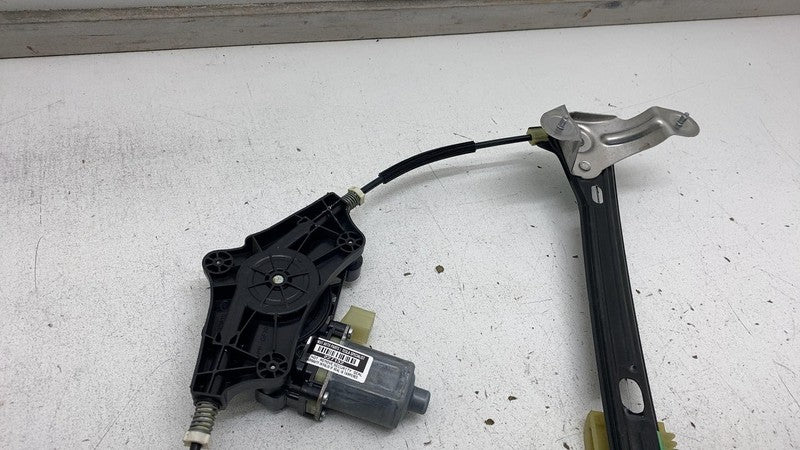 ⭕ 2015-2019 Volkswagen Golf R Front Right Window Regulator w/ Motor 5G