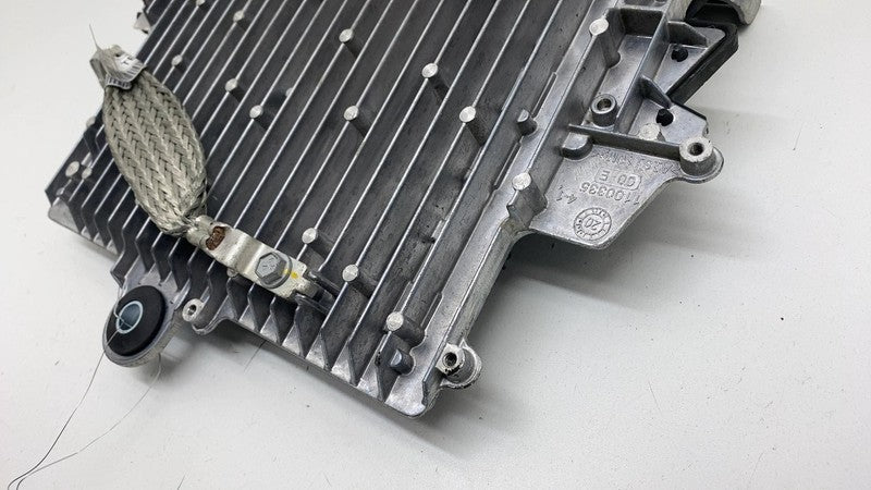 1100335 00 E 2017-2020 Tesla Model 3 M3 Front Suspension Electrical Control Module Unit ECU