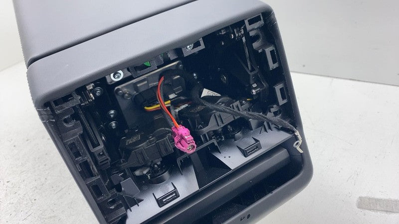 ⭕ 2025-2026 Model Y MY Juniper Front Center Console w/ Side Panels 193