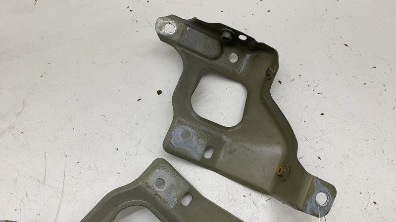 108601700C 17-23 Model 3 Front Left/Right Fender Support Bracket 1086017-00-C/1086016-00-C