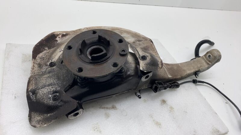 2011-2014 Porsche Cayenne Front Right Spindle Knuckle Hub w/ Dust Shield RH AWD
