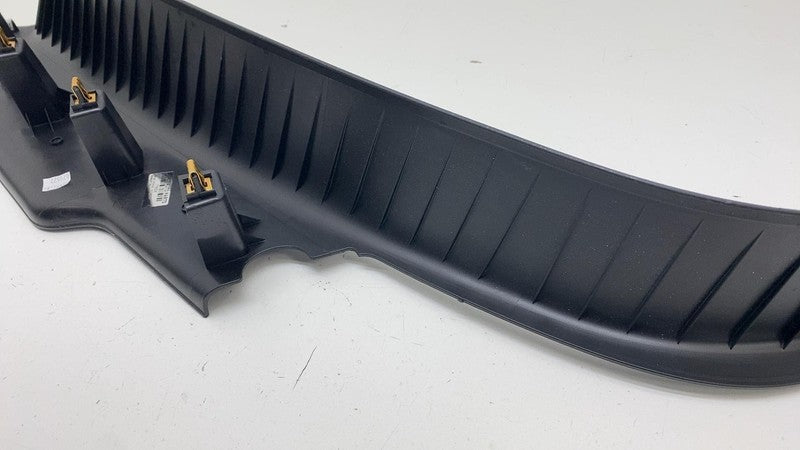 PT00001388 ⭕ 2022-2024 Rivian R1T Rear C-Pillar Trim Panel Cover Lower Right OEM PT00001388