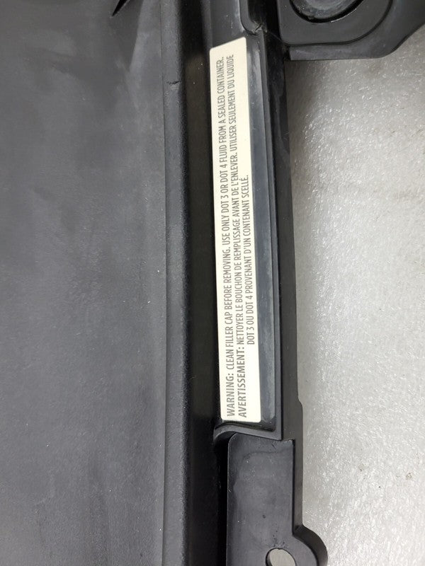 106050900B ⭕ 16-20 Model S Front Windshield Underhood Trim Cowl Screen Panel 1060509-00-B