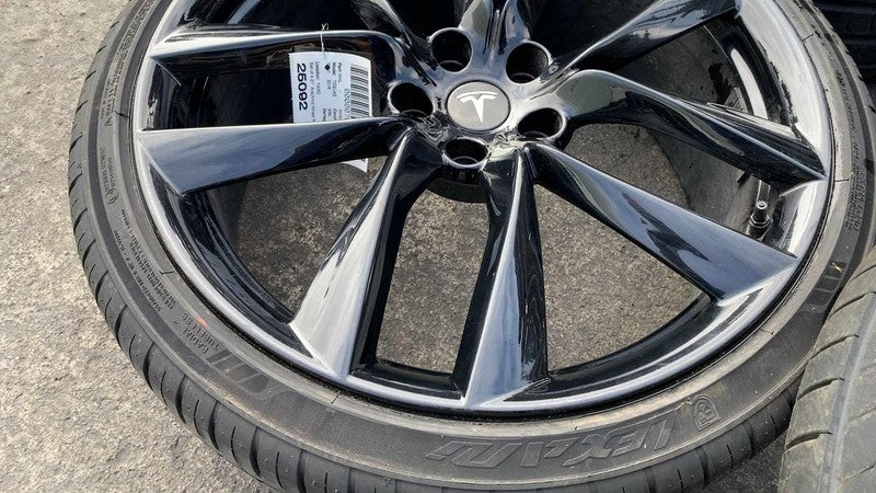 ⭕ 16-20 Model S Wheel Rim Front 21x9.0 Arachnid Rear 21x8.5 w/ Tire 24