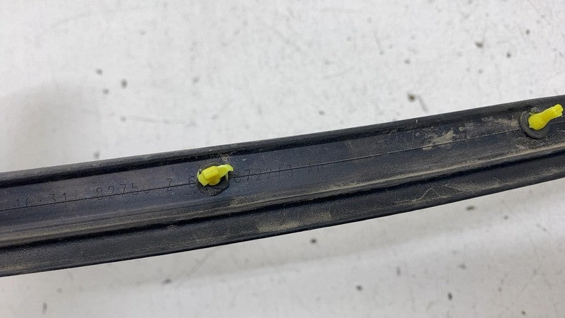 RU0M-T03 ⭕2020-2023 Chrysler Pacifica Rear Driver Side Door Weatherstrip Rubber Seal Left