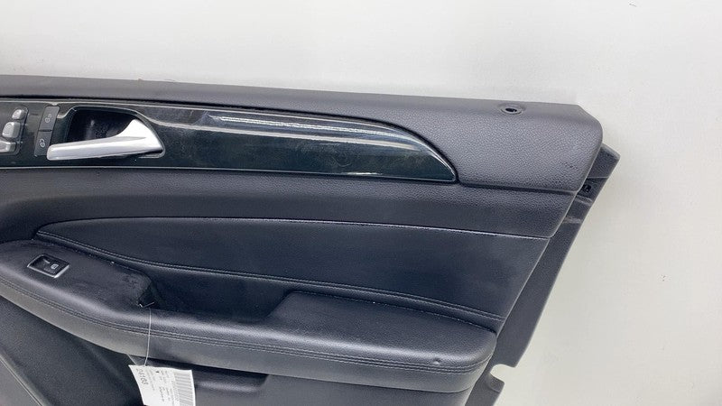 2016-2019 Mercedes-Benz GLE350 Front Passenger Side Door Panel Trim Cover Right