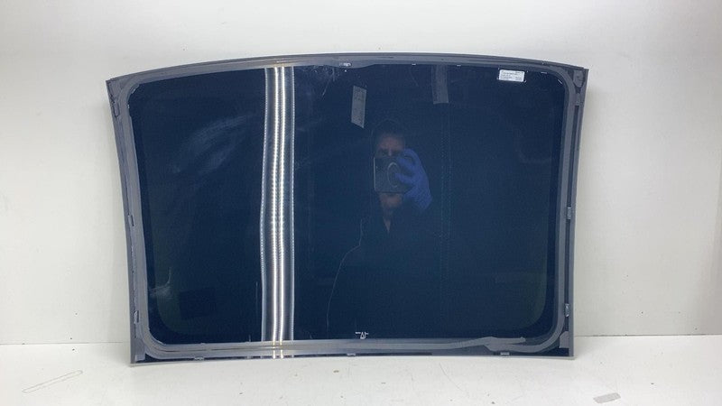 ⭕ 21-23 Model 3 Front Middle Panoramic Sun Moon Roof Window Glass 1587