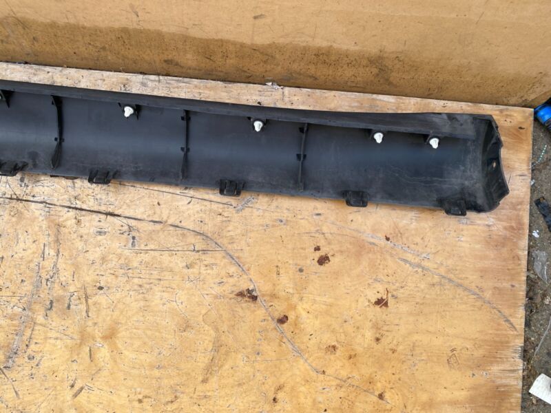 1497740 00 B ⭕ 2020-2023 Tesla Model Y Driver Skirt Rocker Cover Molding Left 1497740-00-B