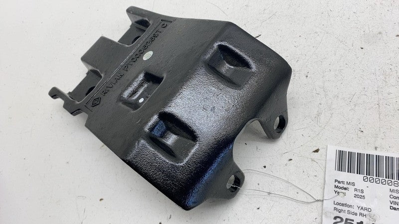 PT00062697C ⭕22-25 Rivian R1S Front Right Wheelhouse Body Support Frame Bracket PT00062697-C