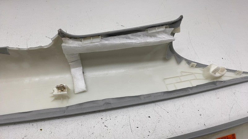 ⭕17-23 Model 3 Rear Left/Right C-Pillar Side Rail Trim 1086265-01-J/10
