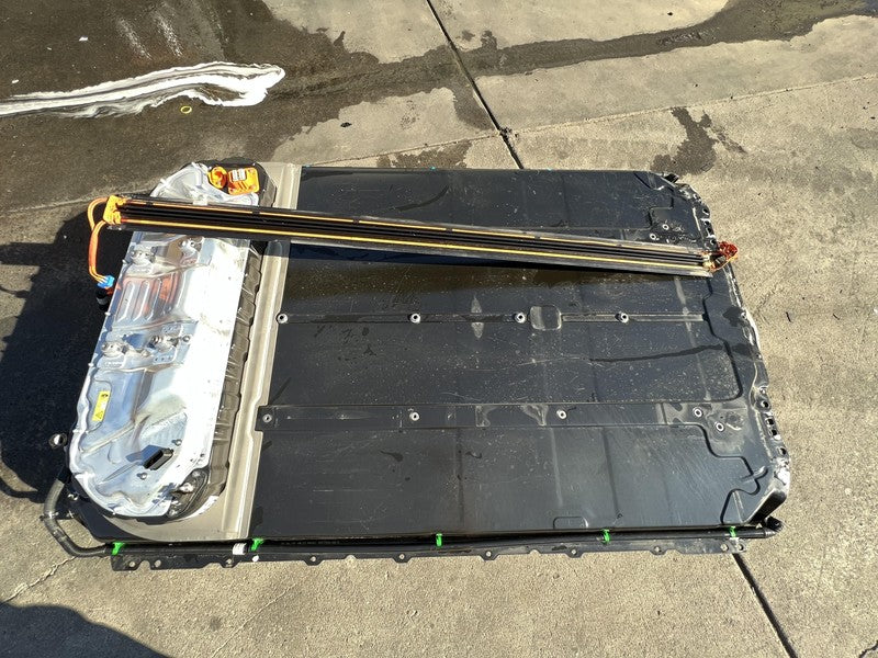 1104428-00-M ⭕ 2019 Tesla Model 3 Standard Range Plus Battery Pack 1104428-00-M (PARTS ONLY)