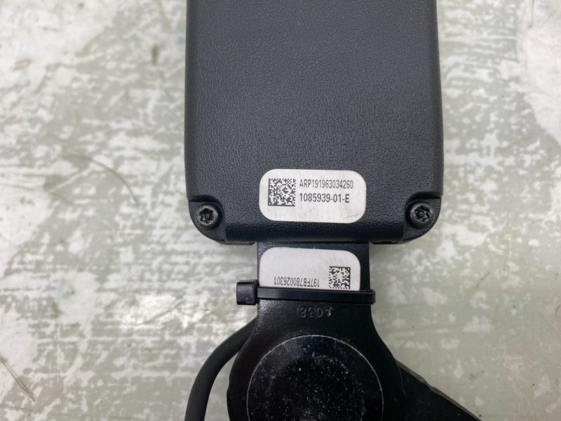 1085939 01 E ⭕17-23 Tesla Model 3 Rear Driver Side 2nd Row Seat Belt Buckle Left 1085939-01-E