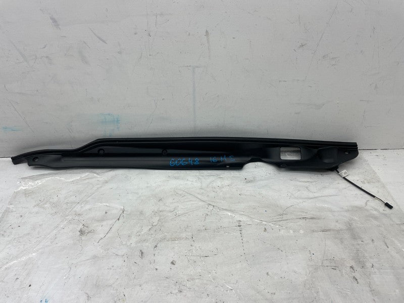1005361 ⭕ 12-25 Model S Rear Left Tailgate Trunk Pinch Sensor Trim Molding LH 6007576-00