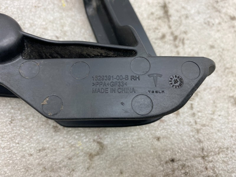 1629391 00 B ⭕ 21-25 Model S X Rear Passenger Chassis Cable Harness Guide Right 1629391-00-B