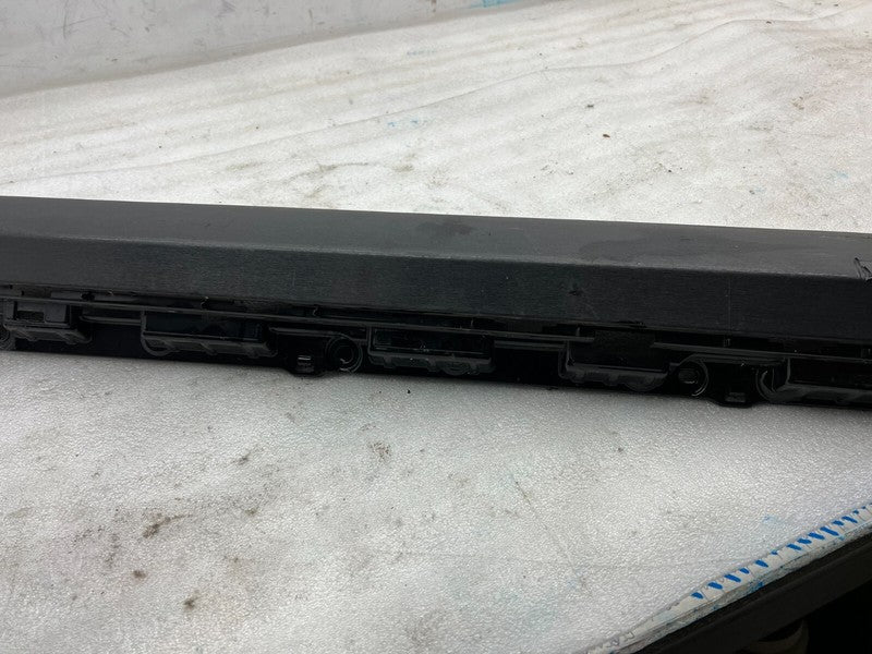 6005875 00 J ⭕ 12-21 Tesla Model S Right Rocker Side Skirt Molding Scuff Panel 6005875-00-J