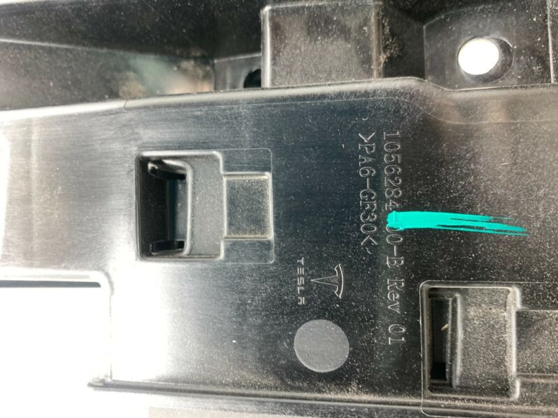 1056284-00-B 2016-2021 Tesla Model S Front Left Dashboard Dash Instrument Trim Panel Assembly