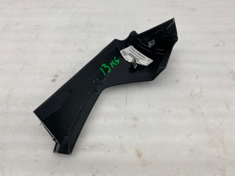 1007929 00 B 2012-2020 Tesla Model S MS Passenger Side C-Pillar Middle Trim Cover Right OEM