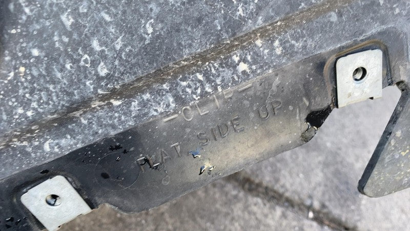 A 166 884 11 22 2016-2019 Mercedes-Benz GLE350 Front Inner Fender Liner Splash Guard Shield Left