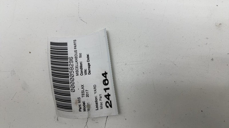 ⭕ 16-20 Tesla Model X Rear Taillight Lamp Charge Reflector Left 104276