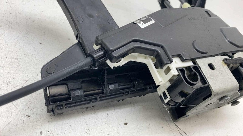 ⭕2017-2025 Chrysler Pacifica Front Right Door Lock Latch Actuator OEM